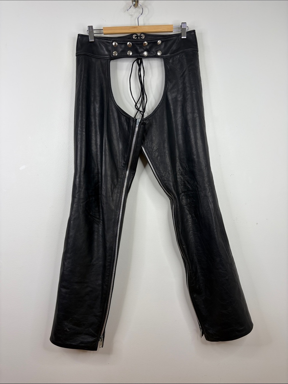 Northbound Leather Chaps Mens Large Lace Up Zip Pants Made in Canada